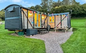 Hoarthorns Hideaway - Uk41687